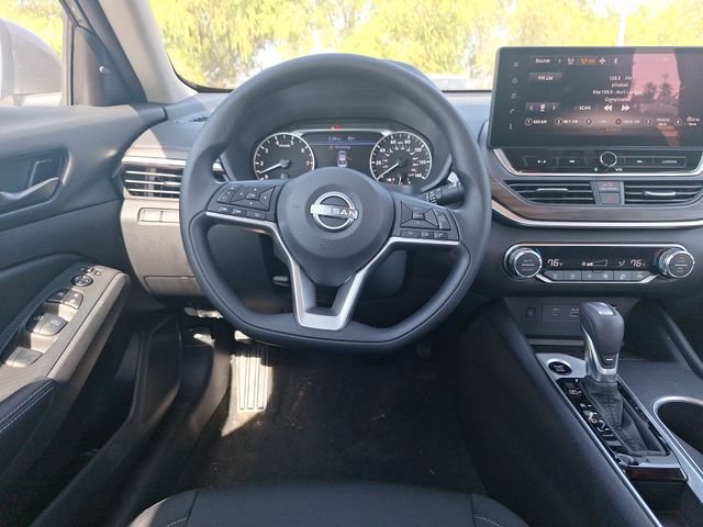 New 2026 Nissan Altima 2.5 SV w/ SV Special Edition Package FWD image 13