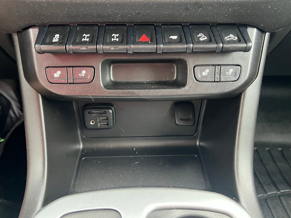 Used 2020 Chevrolet Colorado ZR2 w/ ZR2 Dusk Special Edition AWD/4WD image 35