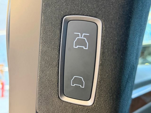 Used 2021 Tesla Model X Long Range image 23