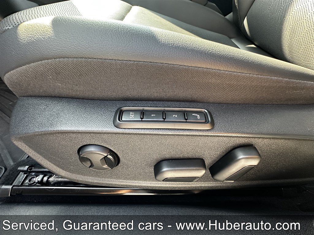 Used 2022 Volkswagen ID.4 Pro S AWD/4WD image 24