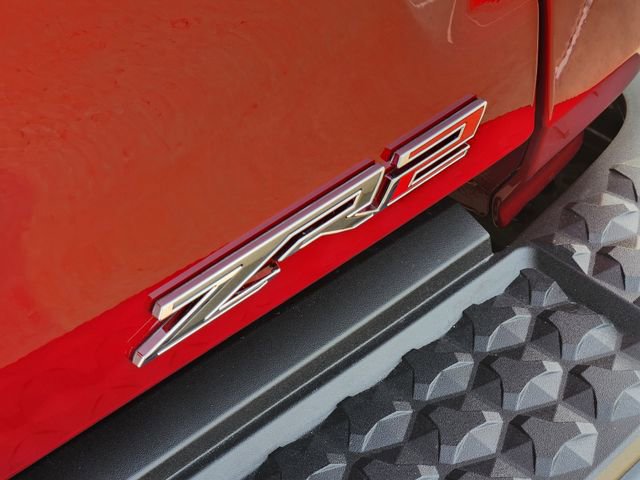Used 2026 Chevrolet Colorado ZR2 w/ Technology Package AWD/4WD image 8