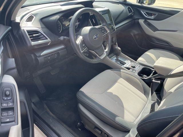 Used 2023 Subaru Forester Premium image 7