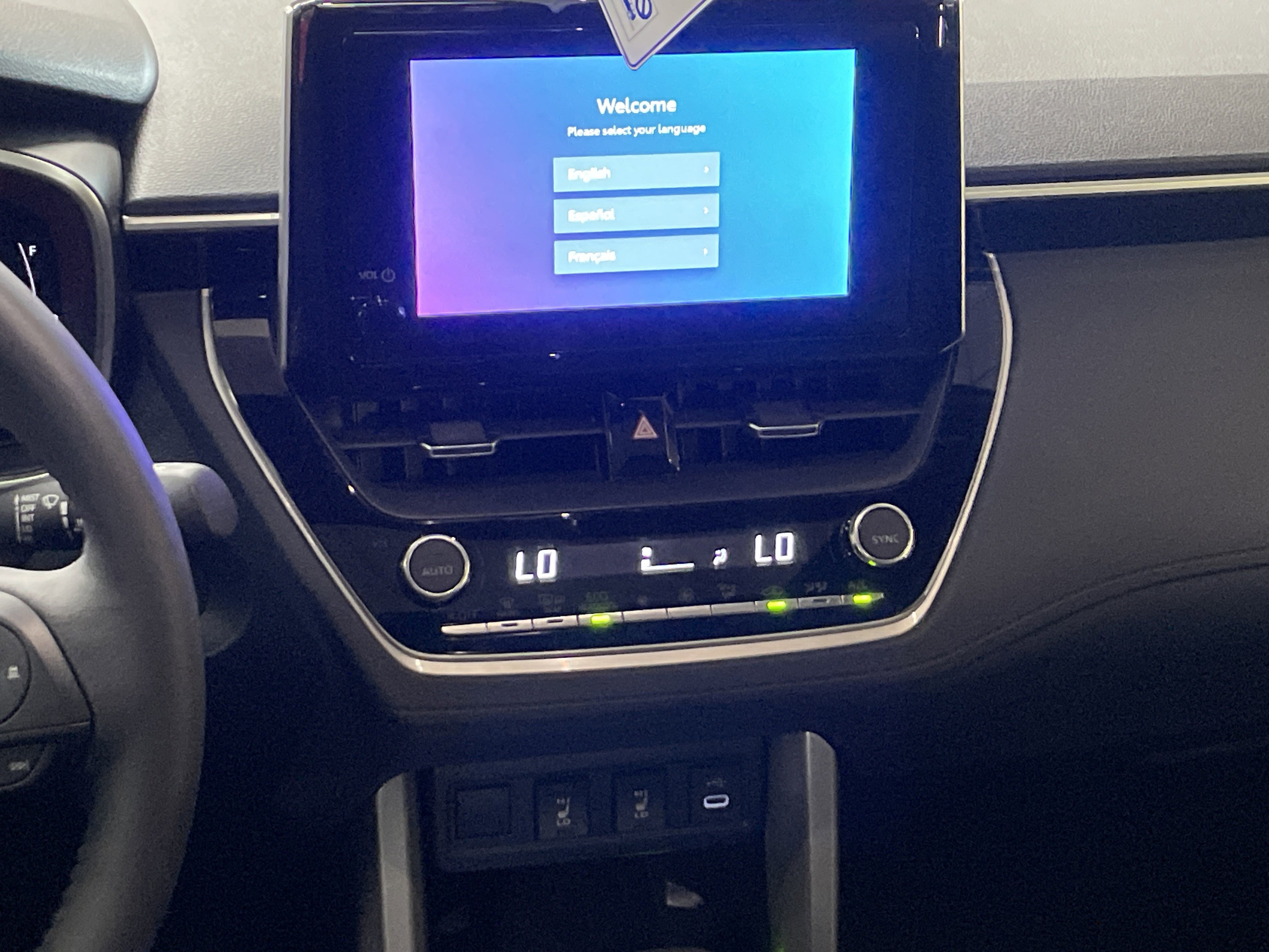 Used 2024 Toyota Corolla Cross XSE w/ Convenience Package AWD/4WD image 31