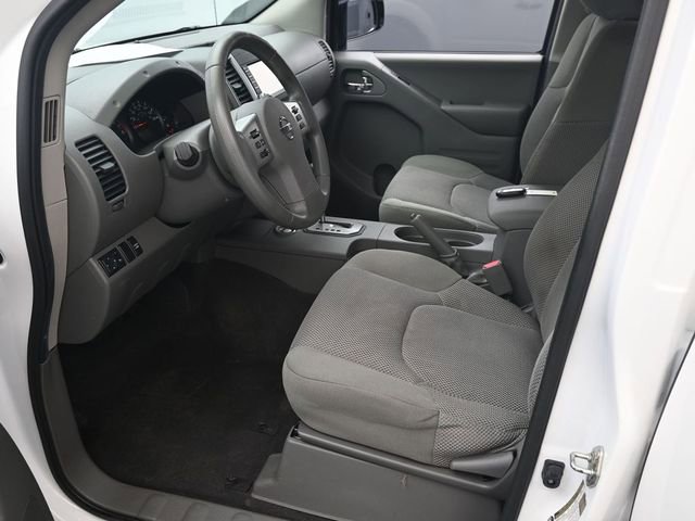 Used 2020 Nissan Frontier SV w/ Midnight Edition Floor Mats image 17