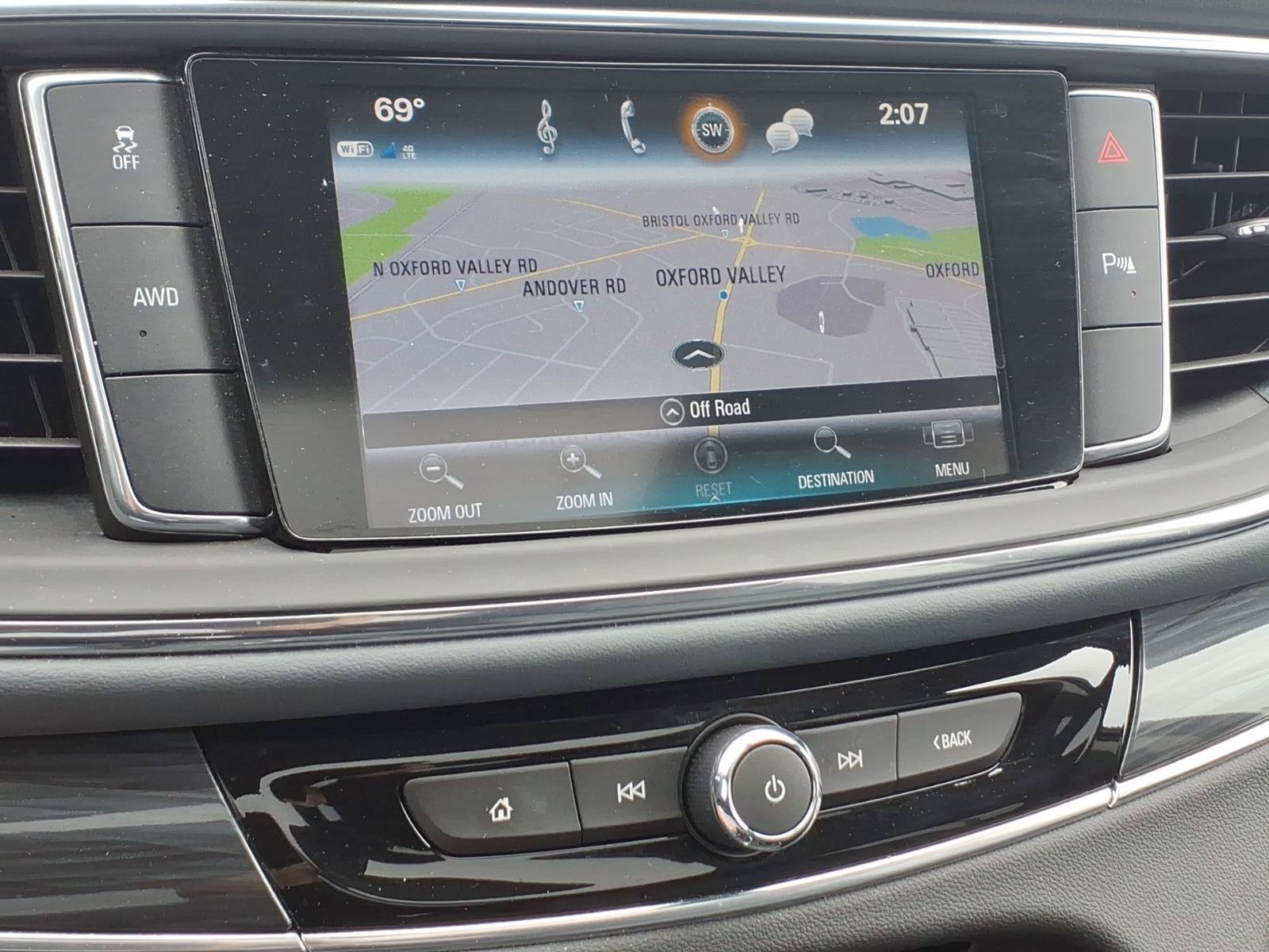 Used 2019 Buick Enclave Essence AWD/4WD image 24