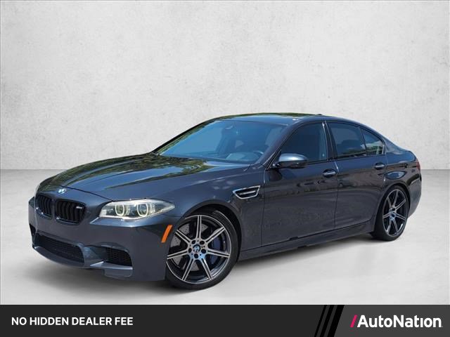 Used 2015 BMW M5 RWD image 1