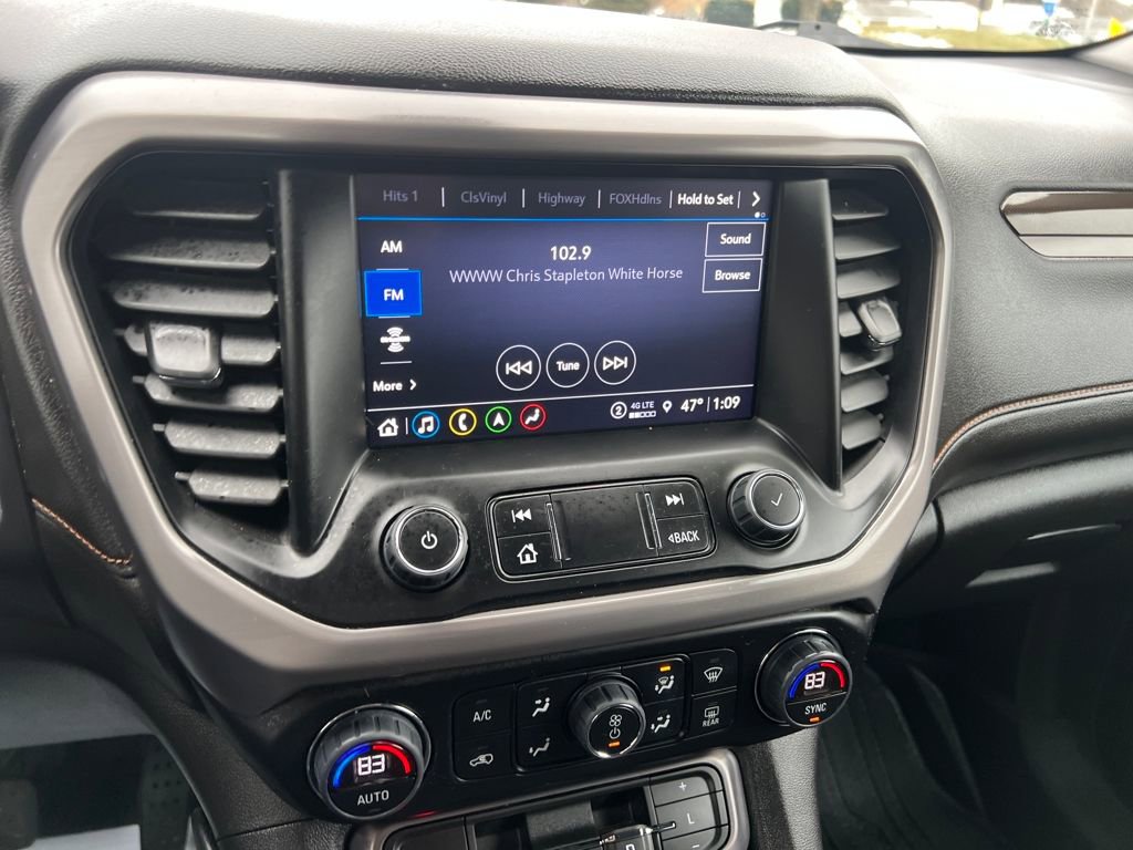 Used 2023 GMC Acadia AT4 w/ Technology Package image 15