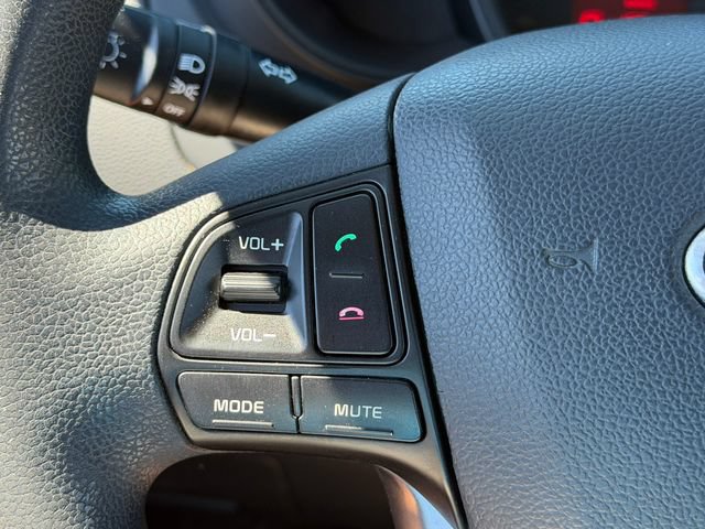 Used 2017 Kia Rio LX w/ Power Package FWD image 13