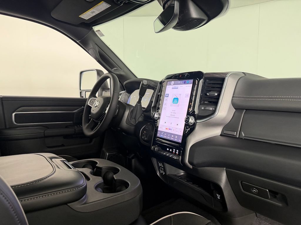 Certified 2026 RAM 2500 Laramie AWD/4WD image 32