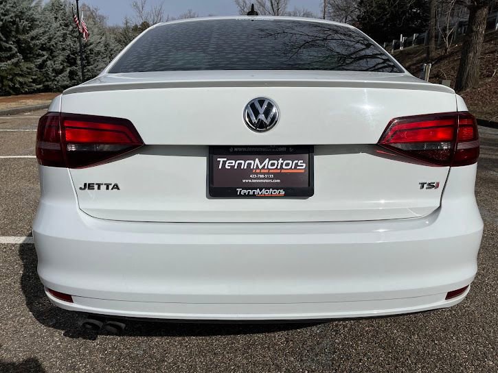 Used 2016 Volkswagen Jetta Sport image 45