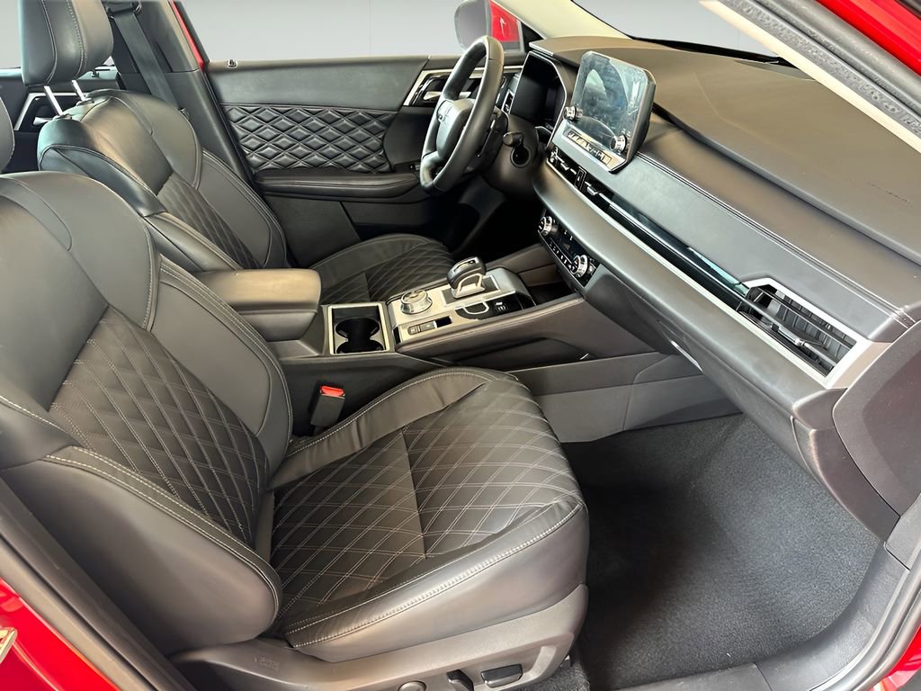 Used 2023 Mitsubishi Outlander SEL 40th Anniversary image 14