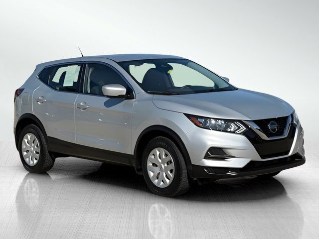 Used 2020 Nissan Rogue Sport S image 3