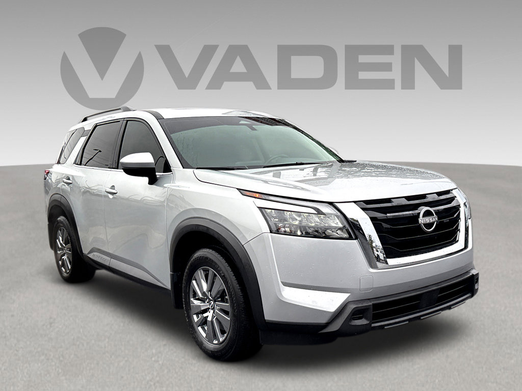 Used 2024 Nissan Pathfinder SV w/ SV Premium Package