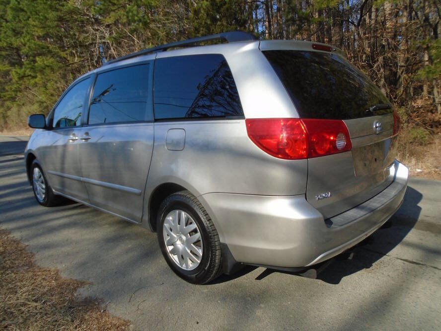 Used 2008 Toyota Sienna LE image 7