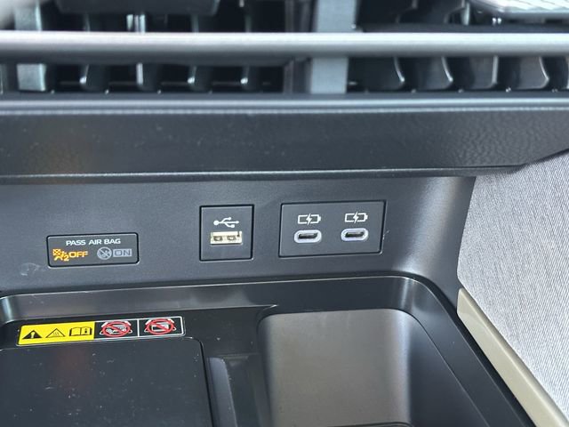 Used 2026 Toyota Camry LE w/ Convenience Package image 20