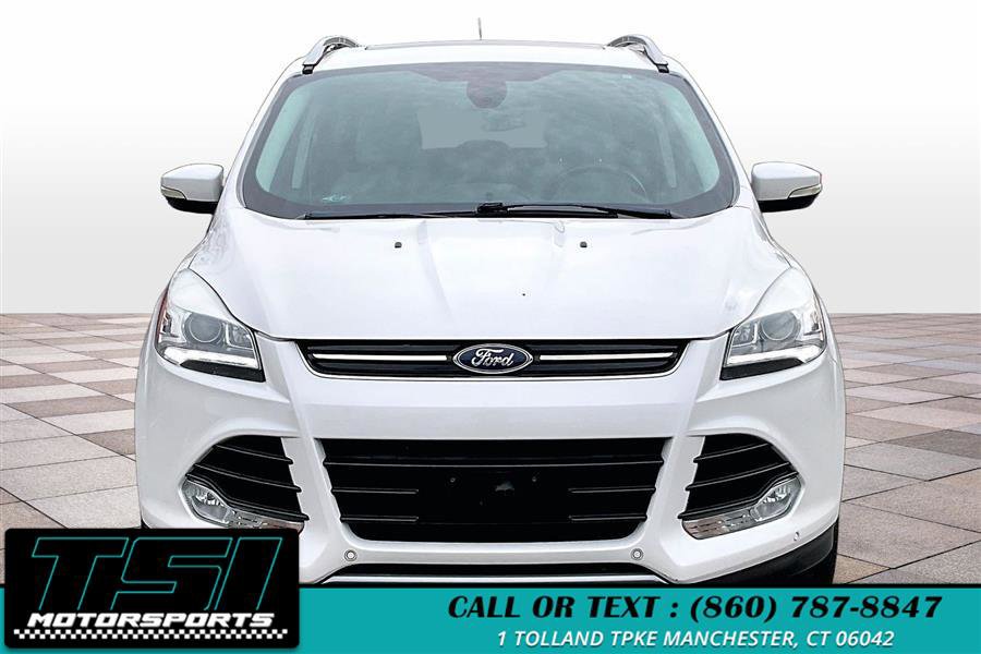 Used 2015 Ford Escape Titanium w/ Equipment Group 301A AWD/4WD image 3