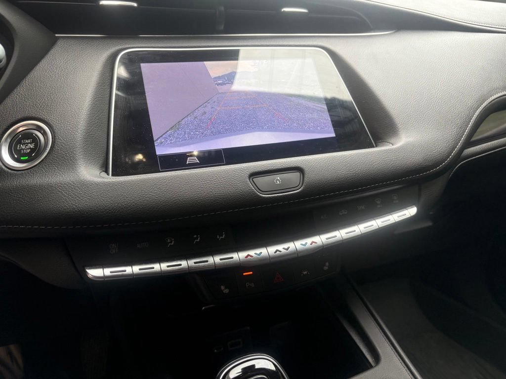 Used 2022 Cadillac XT4 Luxury w/ Trailering Package AWD/4WD image 30