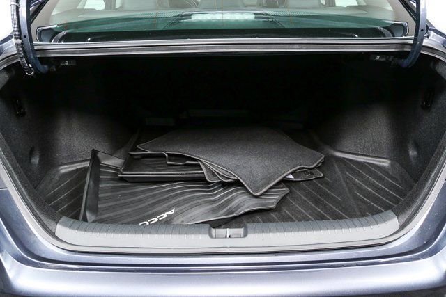 Used 2024 Honda Accord Touring image 27