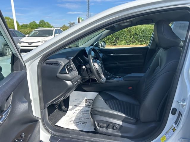 Used 2024 Toyota Camry SE image 15