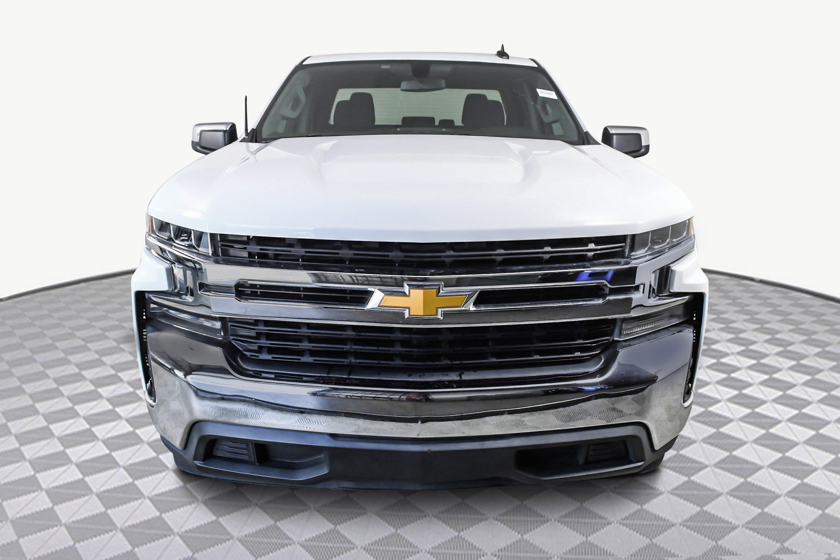 Used 2019 Chevrolet Silverado 1500 LT w/ All-Star Edition image 2