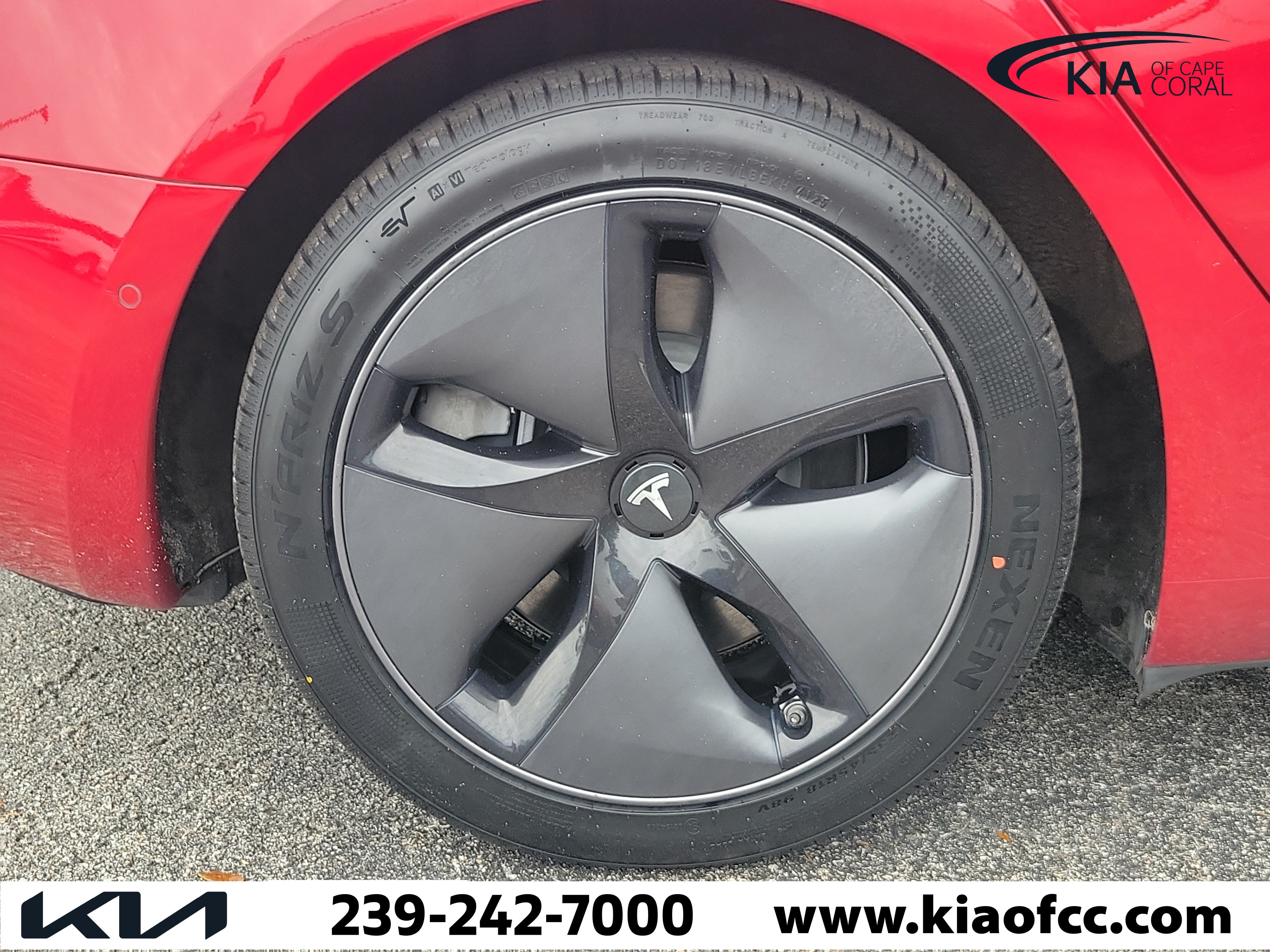 Used 2018 Tesla Model 3 Long Range AWD/4WD image 9