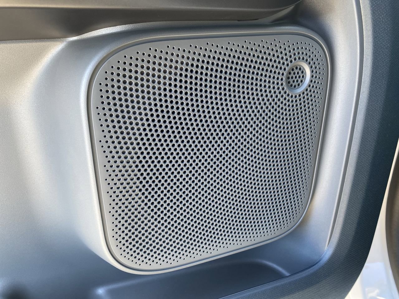 New 2025 Ford Maverick XL w/ 4K Tow Package image 18