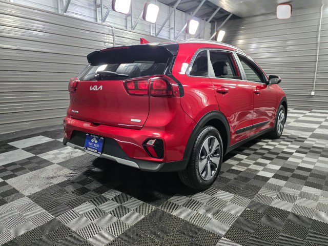Used 2022 Kia Niro LX image 5