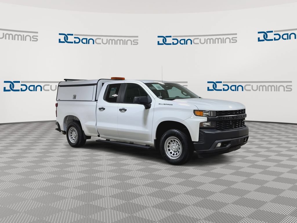 Used 2021 Chevrolet Silverado 1500 W/T w/ WT Value Package AWD/4WD image 2
