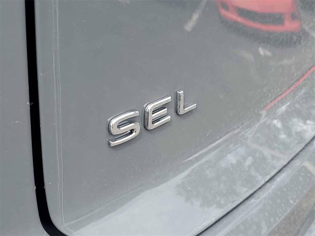 New 2026 Volkswagen Atlas Cross Sport SEL Premium R-Line image 5