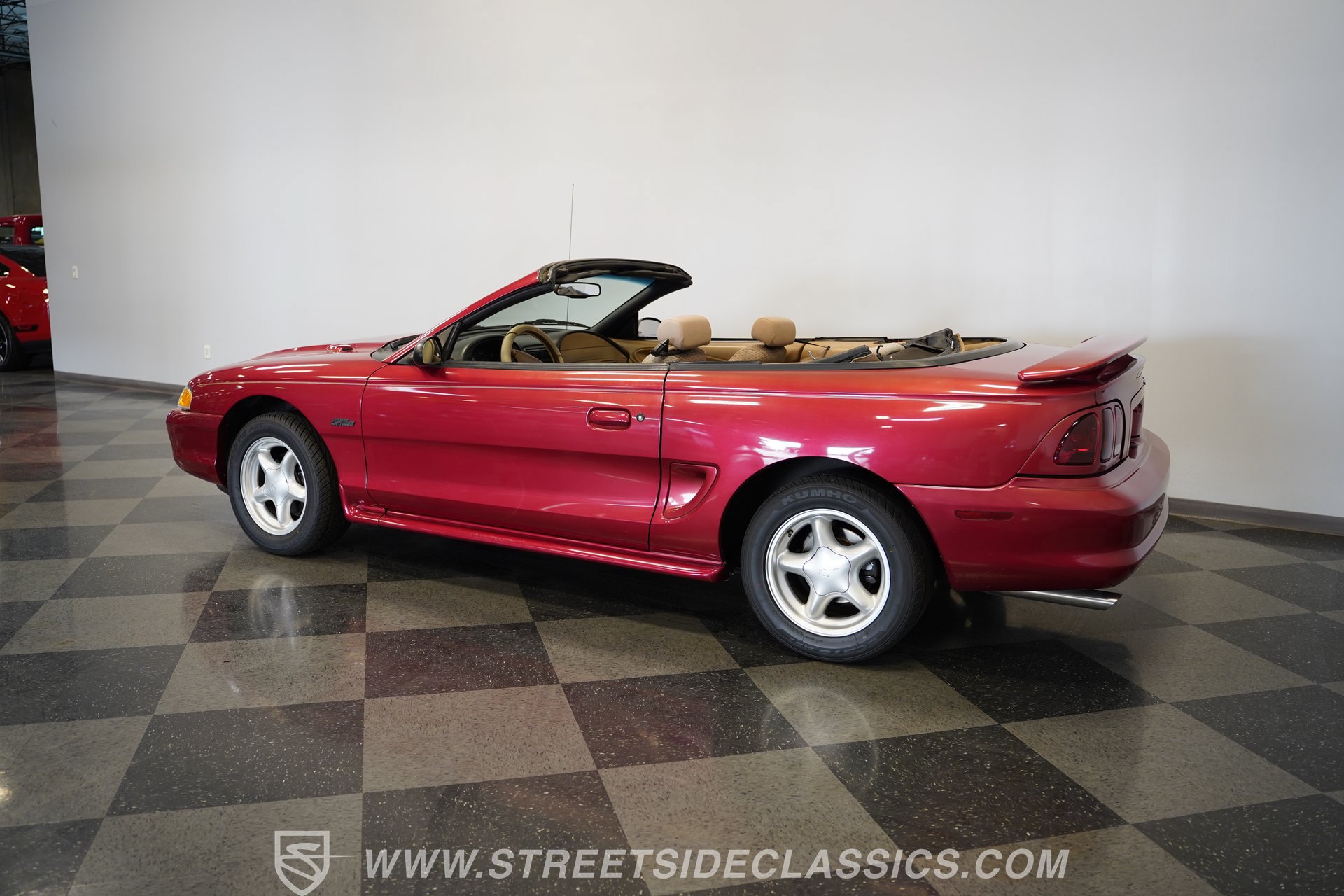 Used 1998 Ford Mustang GT RWD image 9