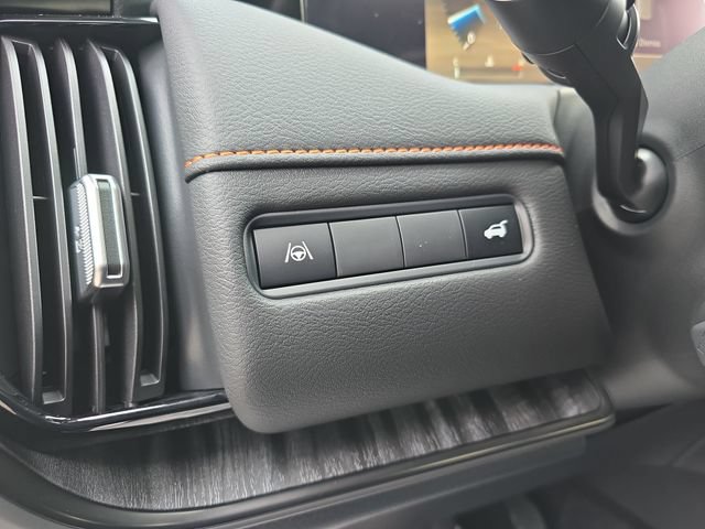 New 2026 Nissan Armada PRO-4X AWD/4WD image 31