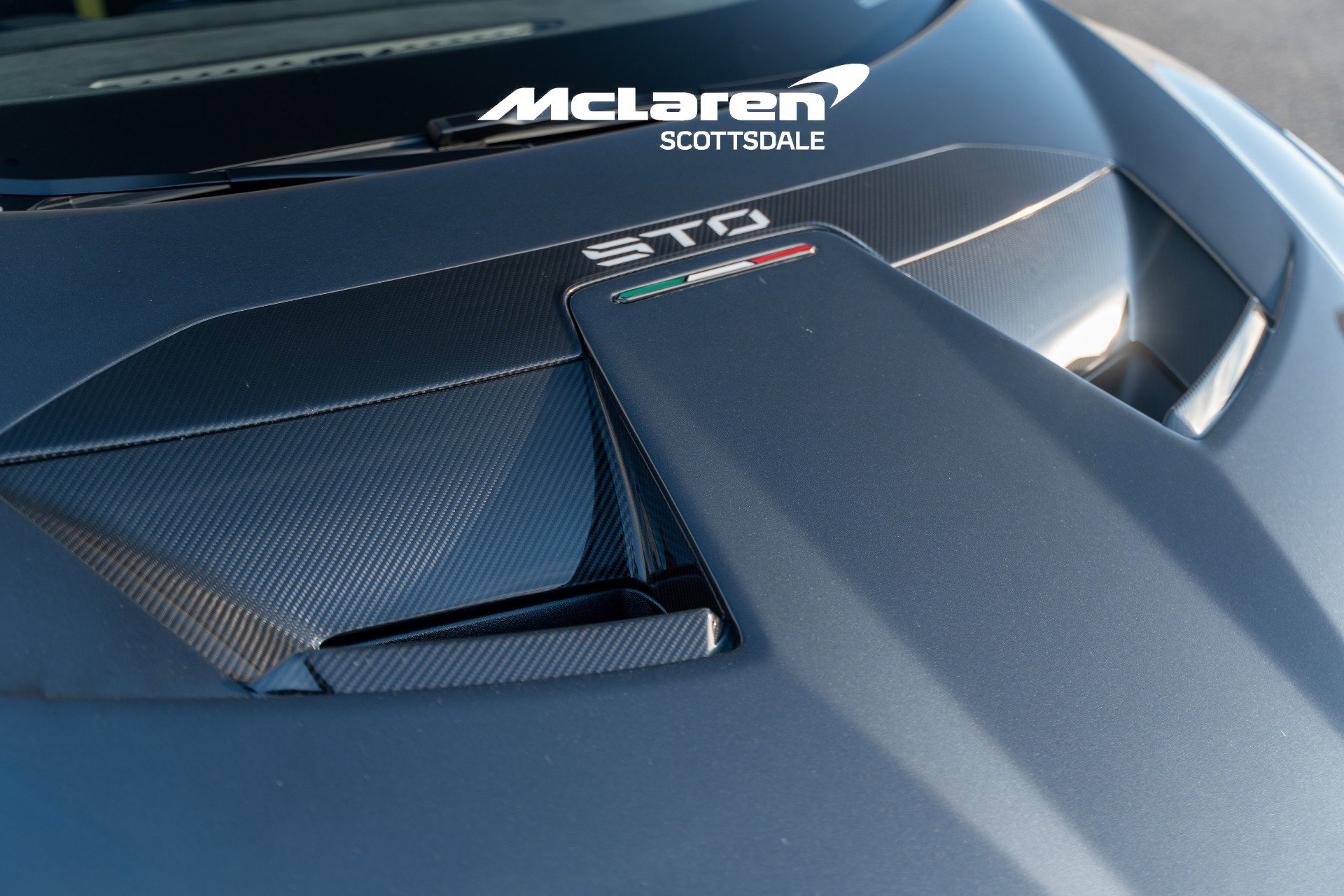 Used 2022 Lamborghini Huracan STO image 14