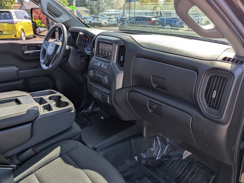 Used 2022 Chevrolet Silverado 1500 W/T w/ WT Value Package AWD/4WD image 33