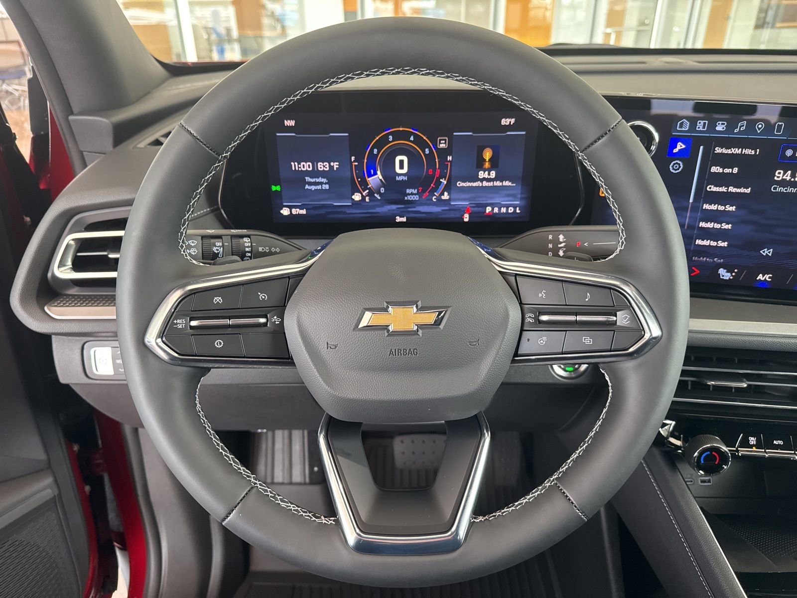 New 2026 Chevrolet Traverse LT w/ Driver Confidence Package image 25