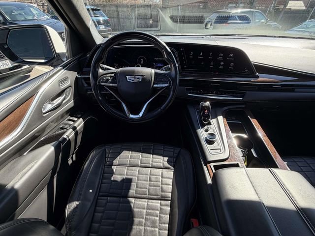Used 2022 Cadillac Escalade ESV Sport Platinum image 16