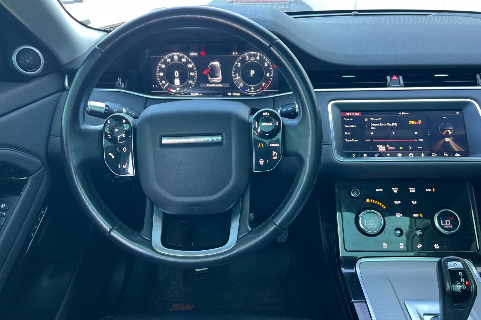 Used 2020 Land Rover Range Rover Evoque S AWD/4WD image 14