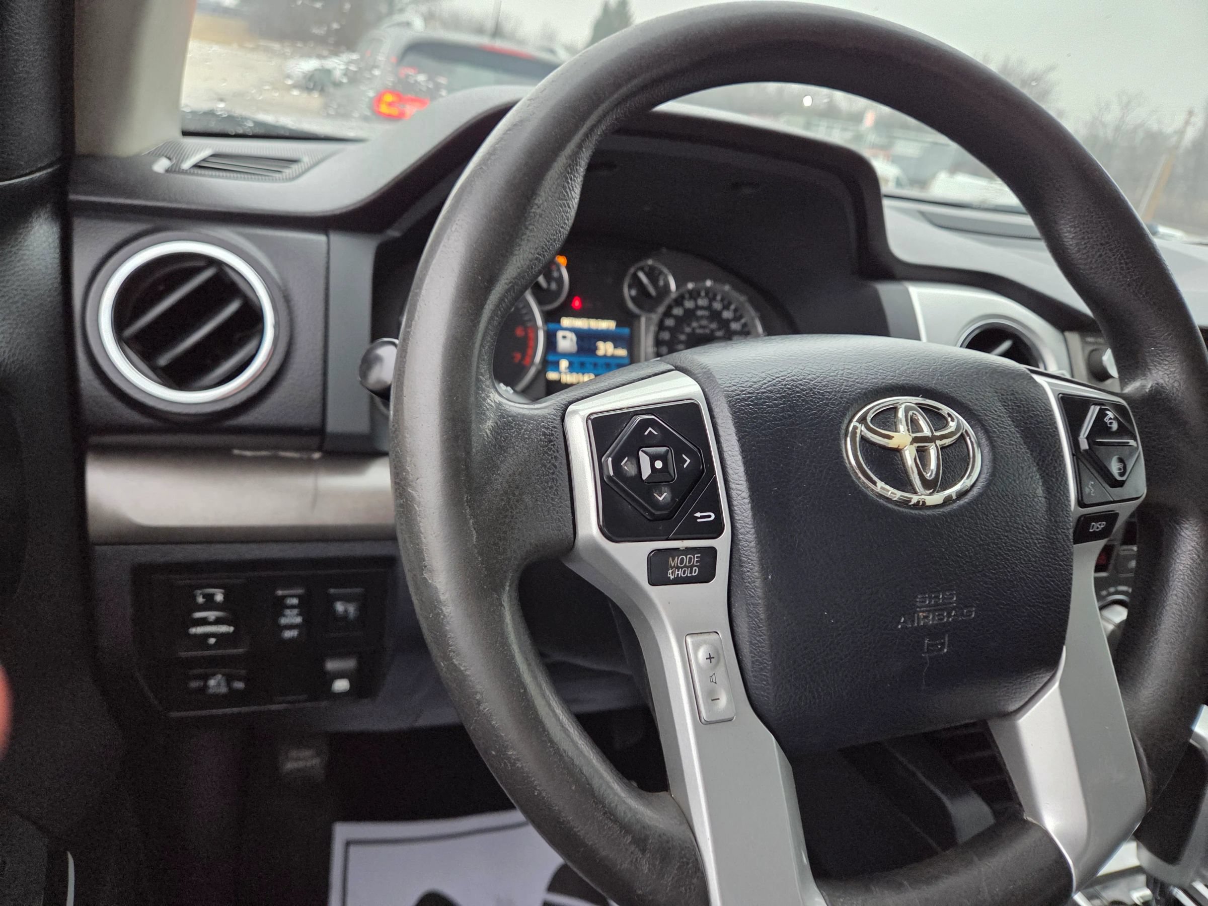 Used 2017 Toyota Tundra SR5 w/ SR5 Upgrade Package RWD image 21