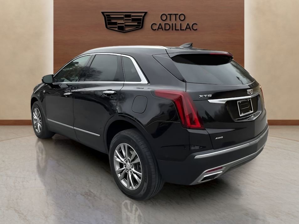 Certified 2021 Cadillac XT5 Premium Luxury AWD/4WD image 3