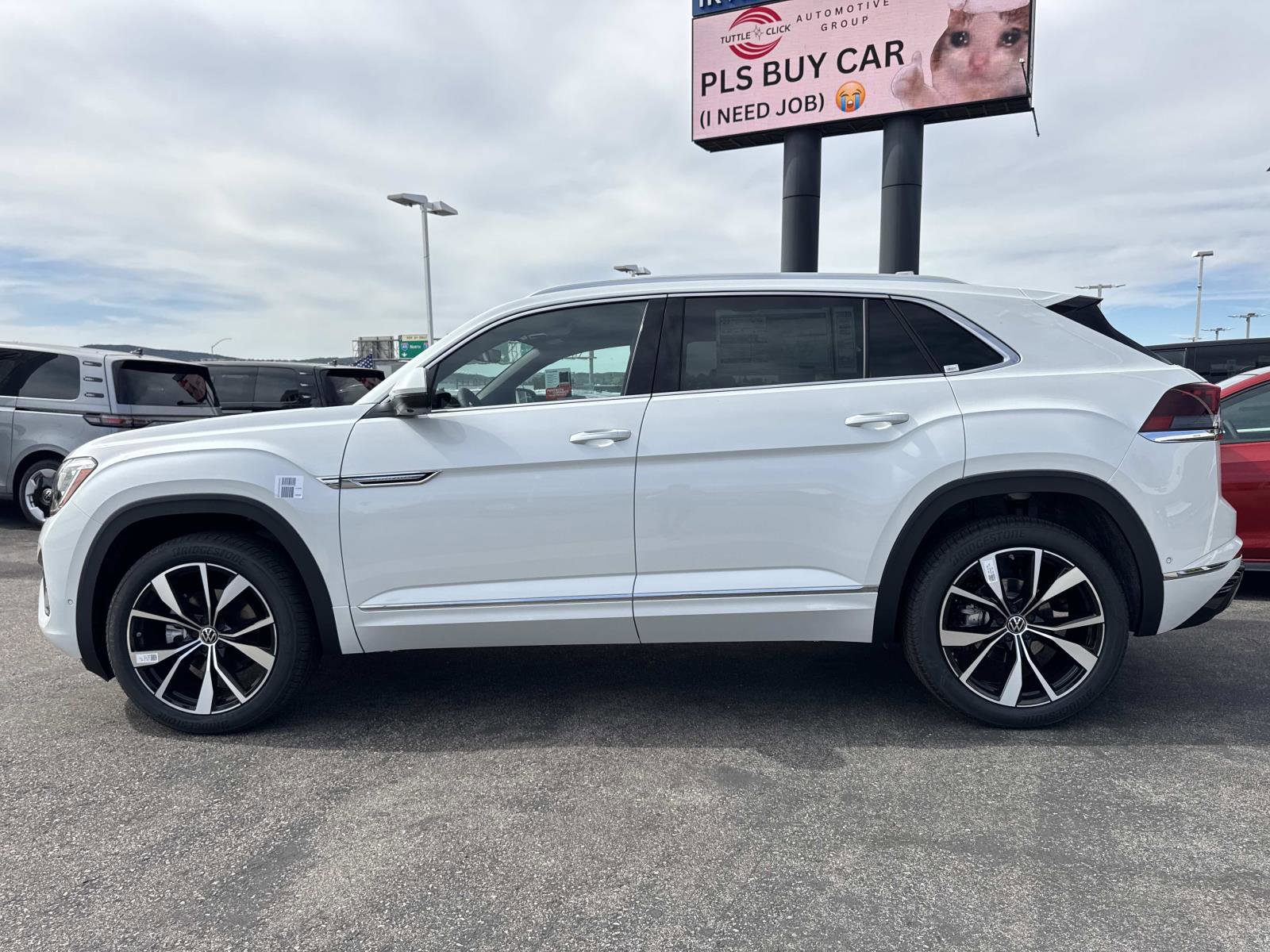 New 2026 Volkswagen Atlas Cross Sport SEL Premium R-Line AWD/4WD image 2
