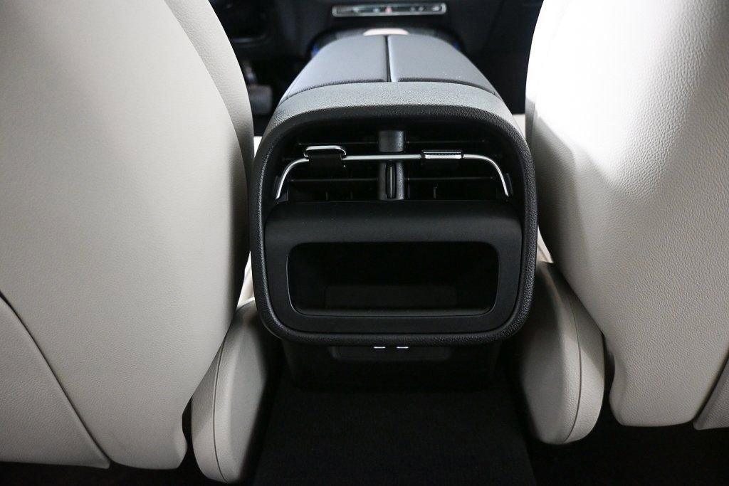 Certified 2025 Mercedes-Benz E 350 Sedan image 17