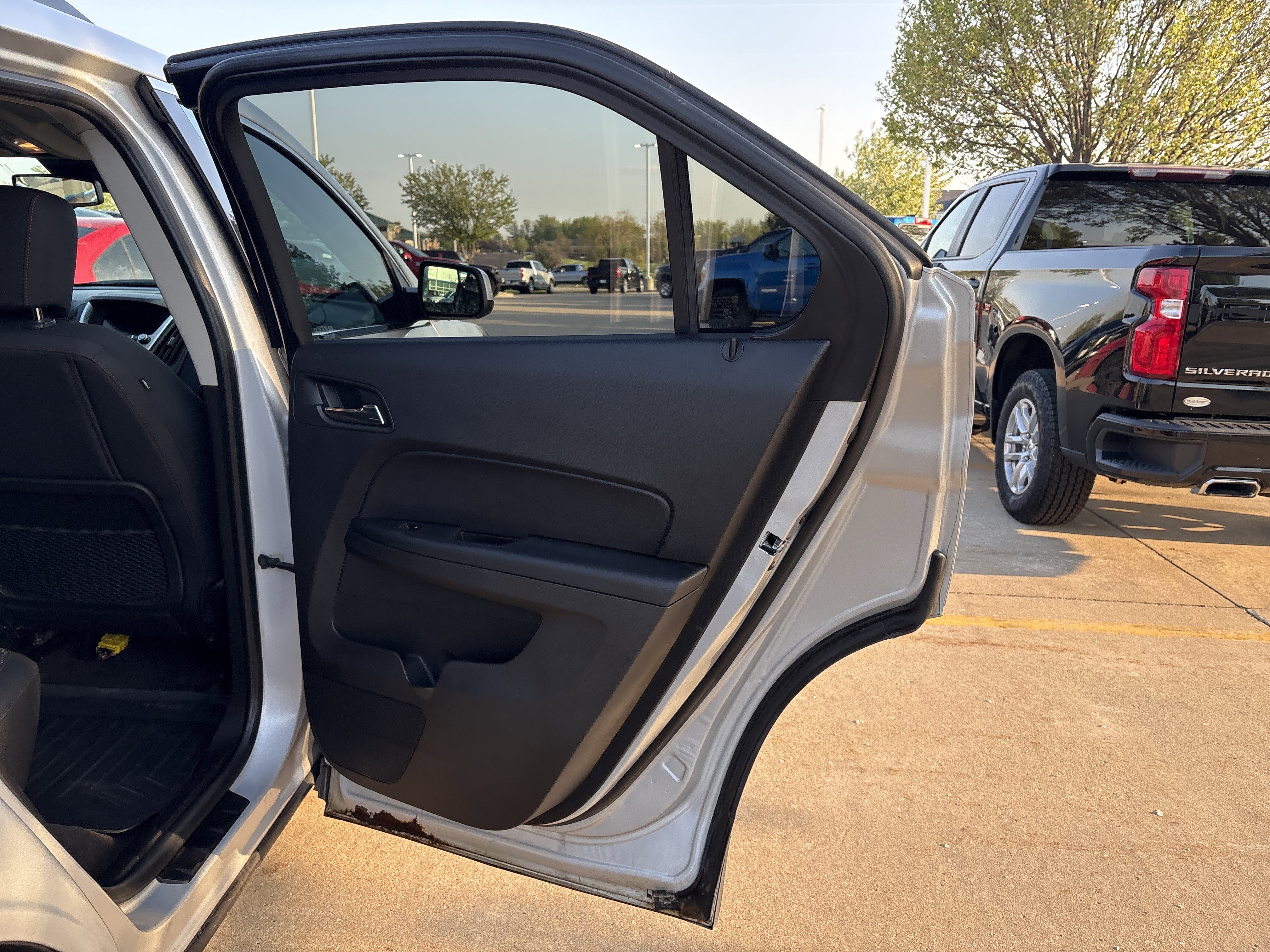 Used 2012 Chevrolet Equinox LT w/ Driver Convenience Package FWD image 16