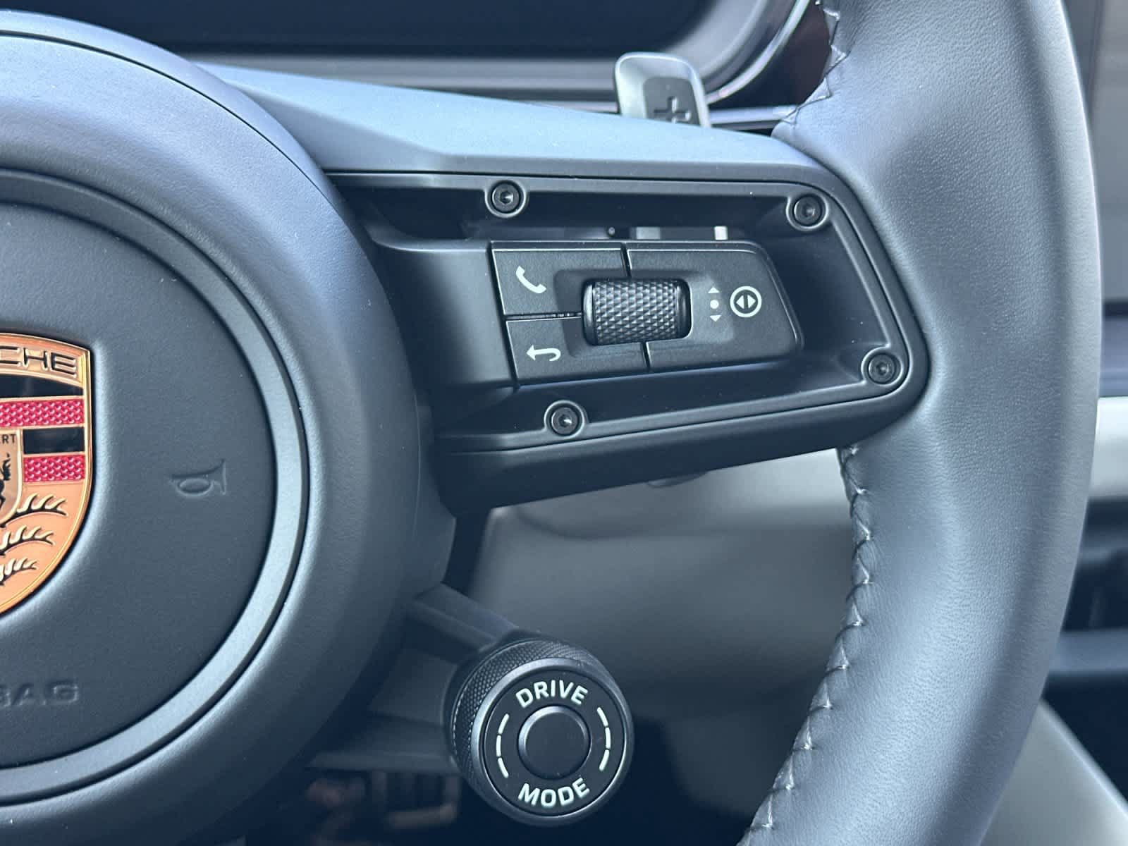 New 2026 Porsche Cayenne GTS AWD/4WD image 29