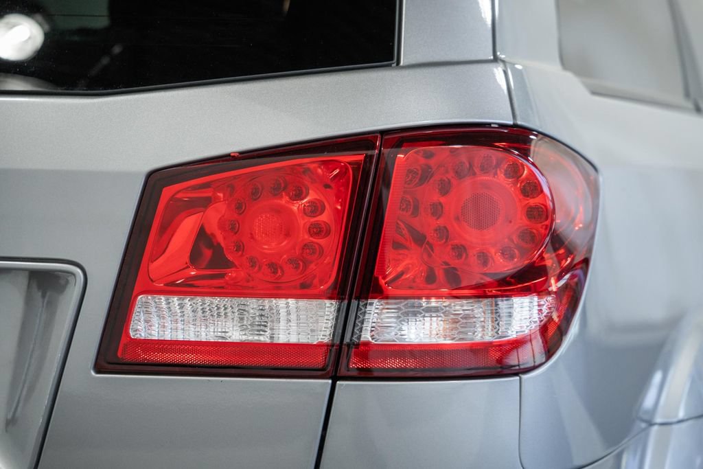 Used 2019 Dodge Journey SE w/ Premium Group FWD image 6