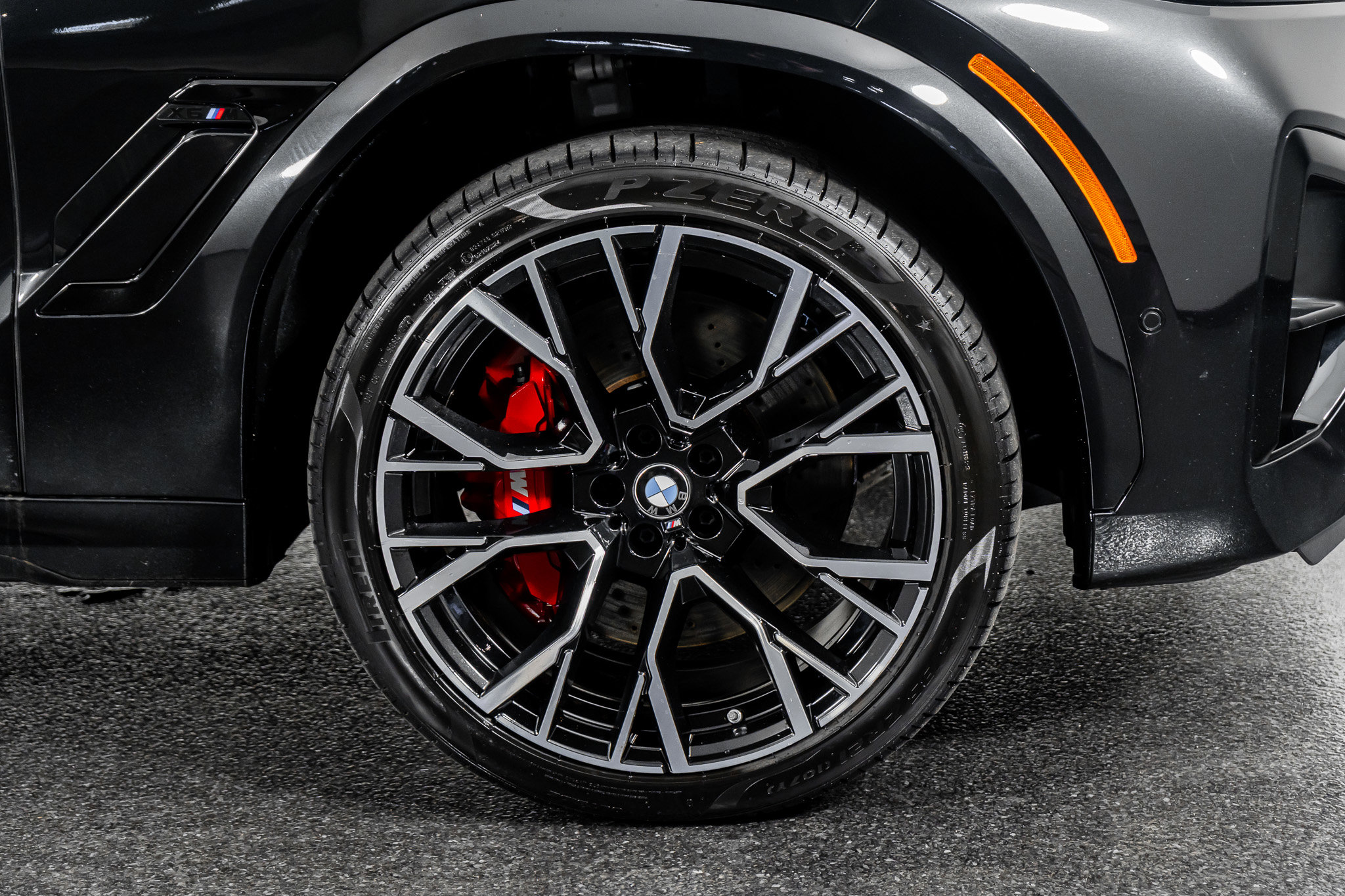 Used 2025 BMW X6 M Competition image 7