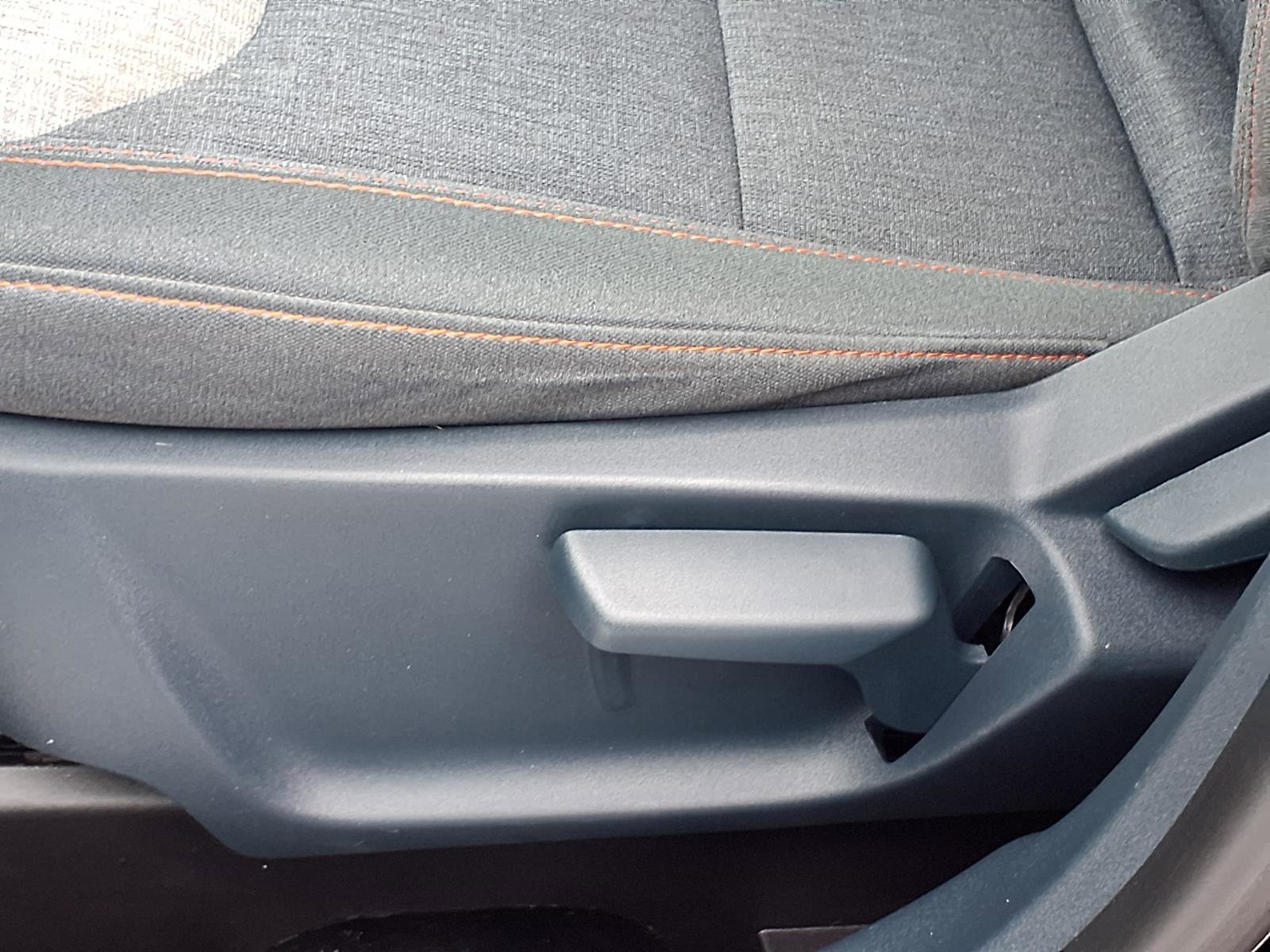 Used 2022 Ford Maverick XLT image 4