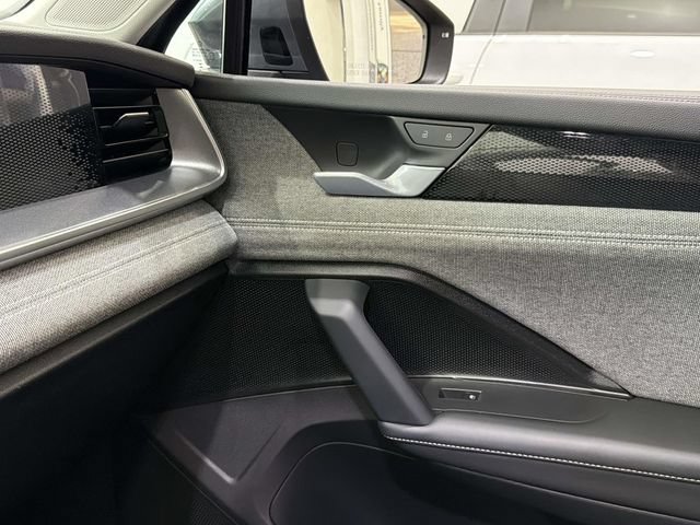 New 2026 Volkswagen Tiguan S AWD/4WD image 31