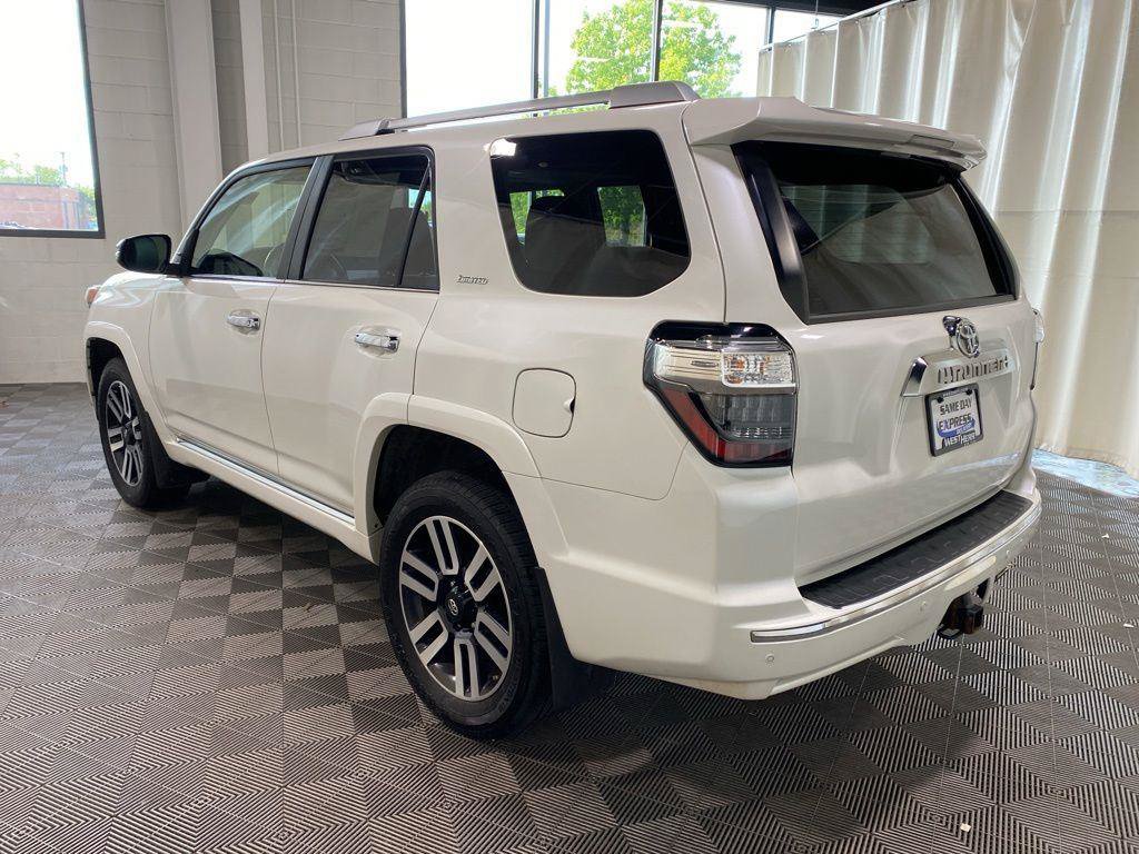 Used 2021 Toyota 4Runner Limited AWD/4WD image 9