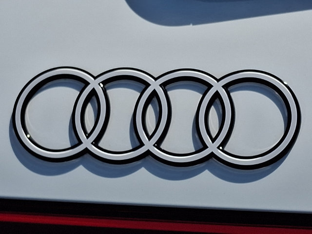 Certified 2025 Audi Q5 Premium Plus w/ Premium Plus AWD/4WD image 31