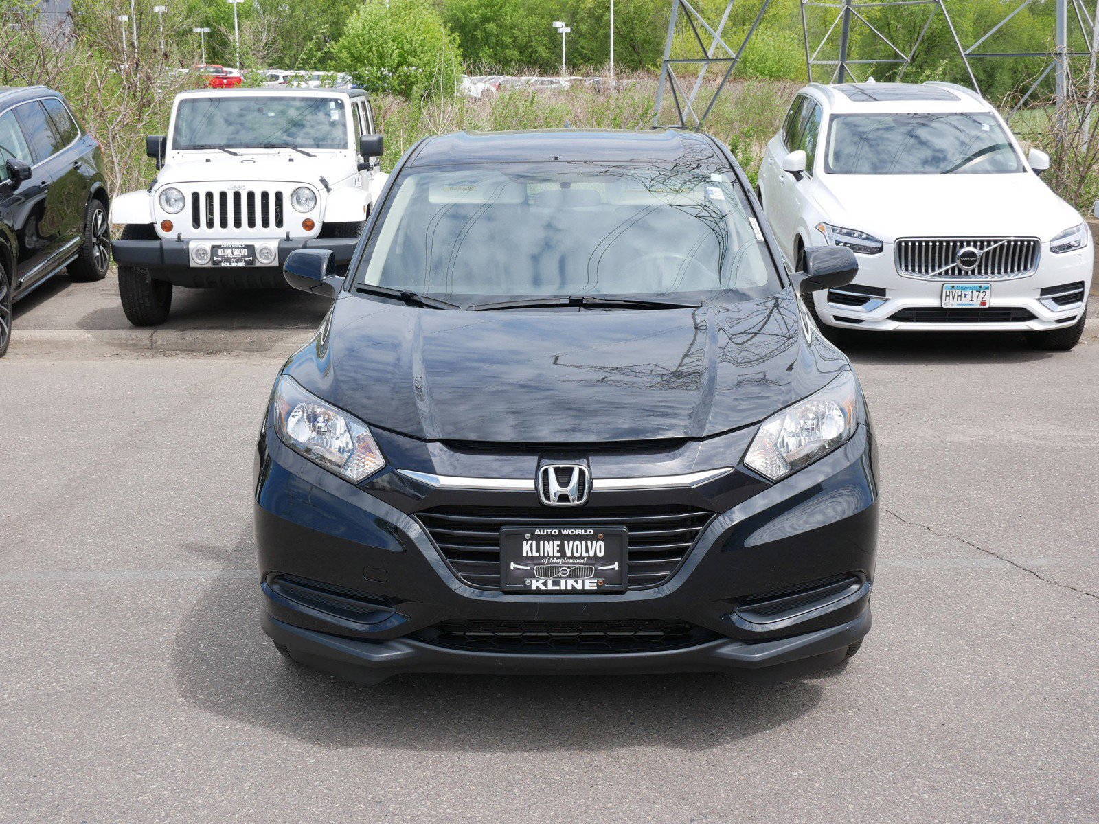 Used 2016 Honda HR-V LX image 2