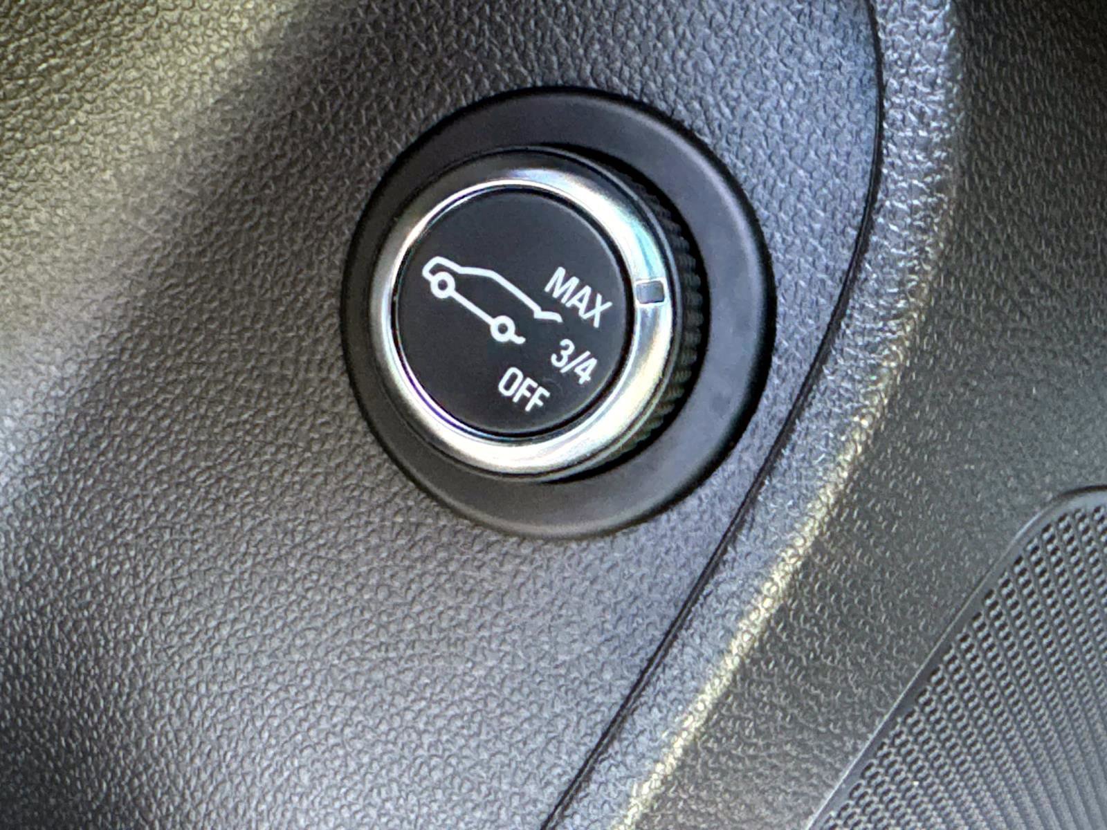 Certified 2025 Buick Envista Avenir image 26